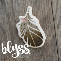 Blyss Small Feather Stencil